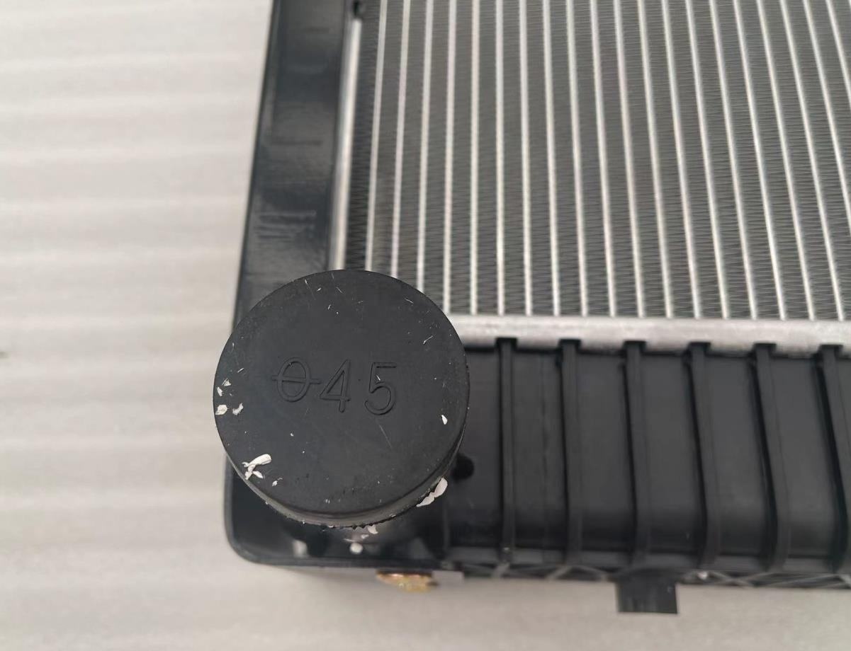 Shacman Delong F3000 Aolong Радиатори алюминий DZ9112532888 B